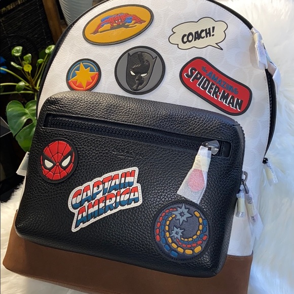 Coach │ Marvel West Backpack In Signature Canvas - Picture 3 of 16